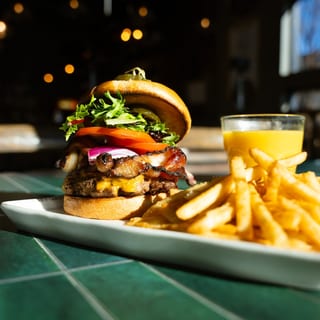 Bacon Cheddar Burger